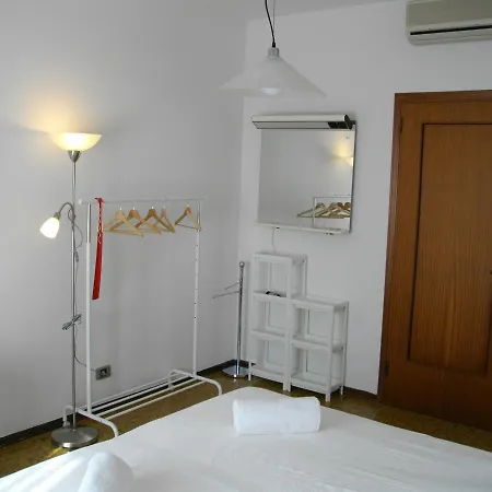 Interno 28 Модена